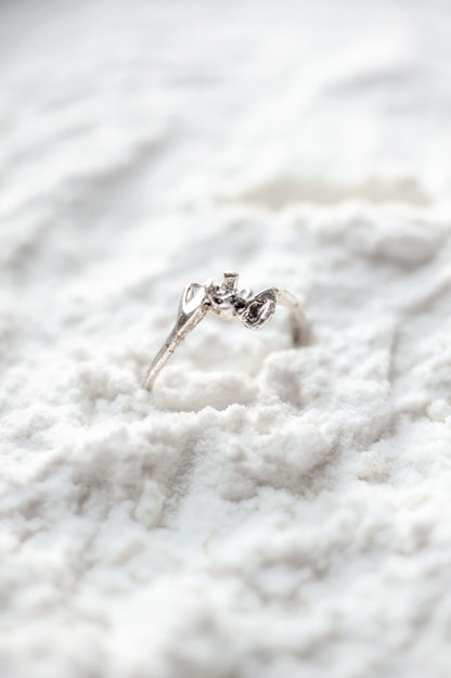 Anna solitaire ring