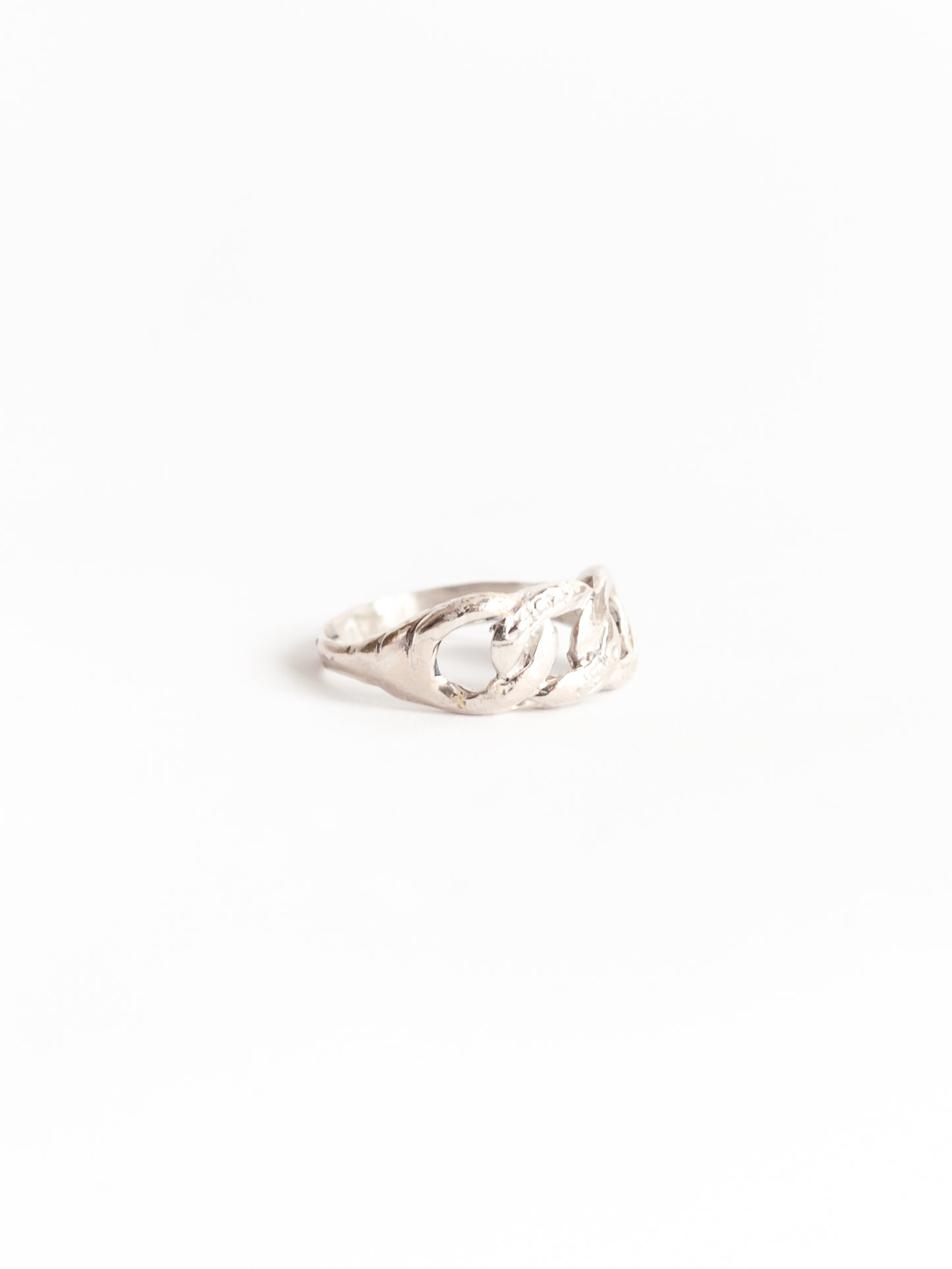 Anna chain ring