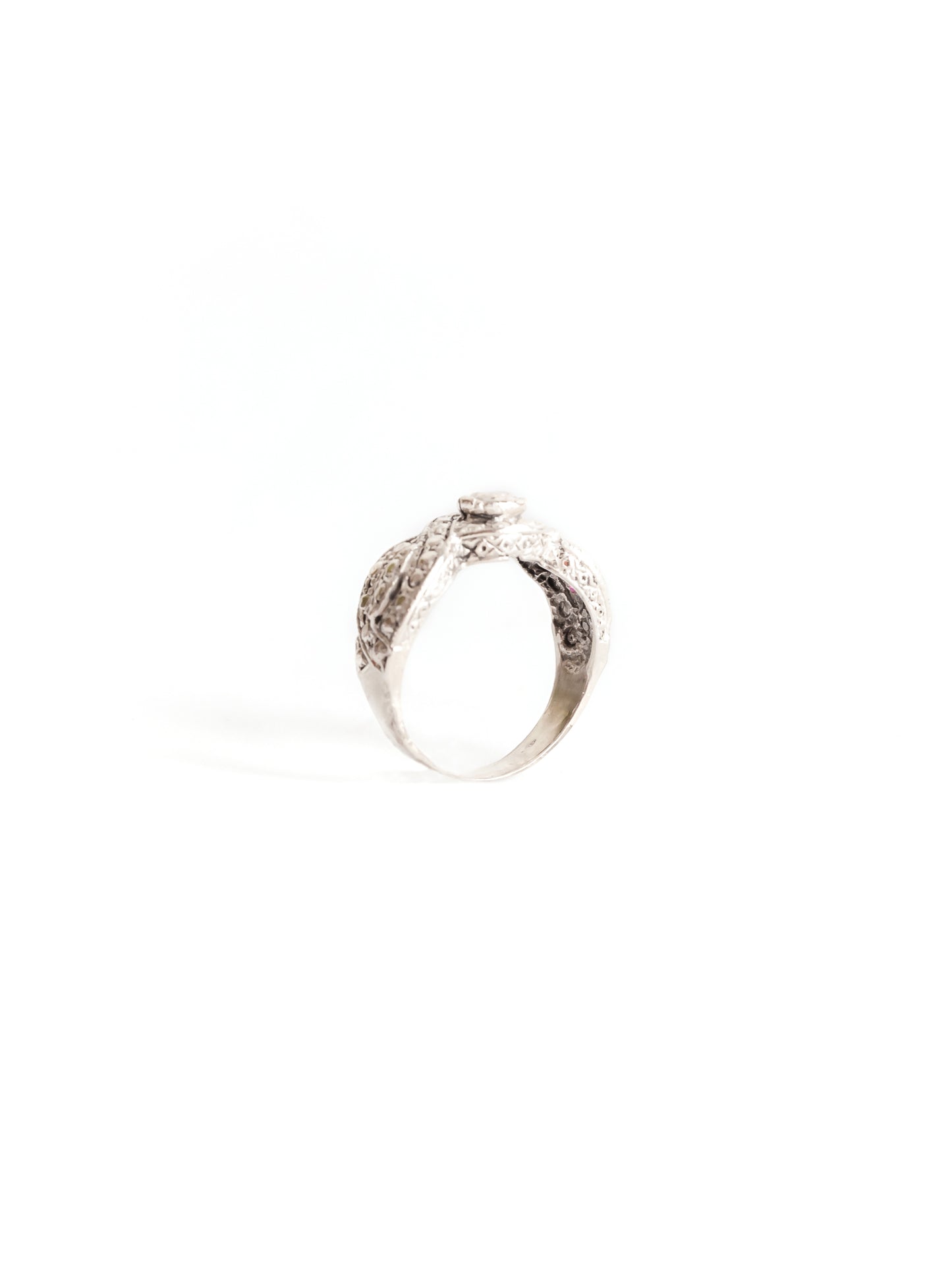 Iride pavé ring