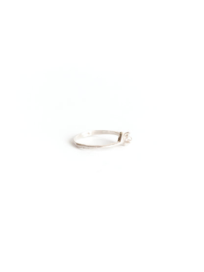 Anna solitaire ring