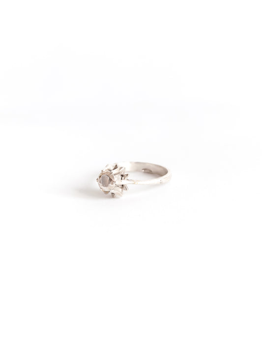 Elsa solitaire ring